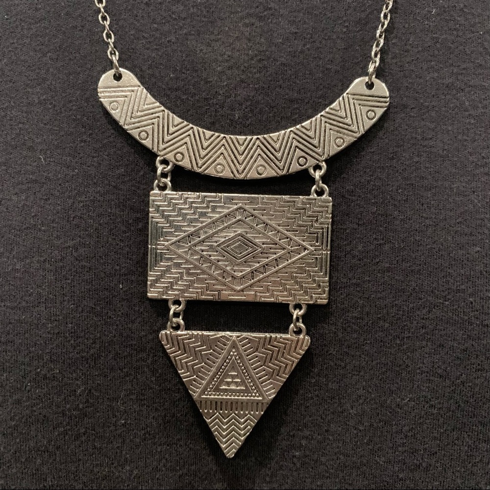 Statement necklace - Picture 2 of 2